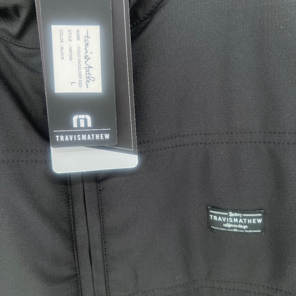 Travis Mathew - Cold shoulder puffer vest - Picture 3 of 3